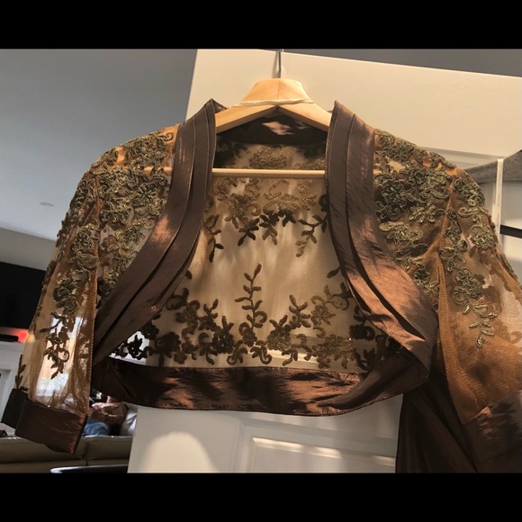 Beautiful Mother of the bride dress! - Picture 7 of 14